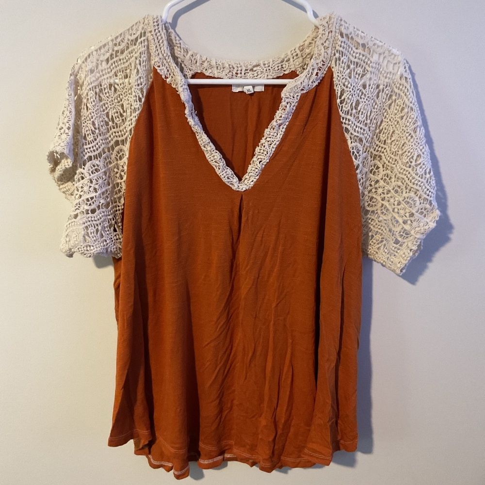 Maurice’s Orange and White Lace Trim Blouse - Picture 2 of 6